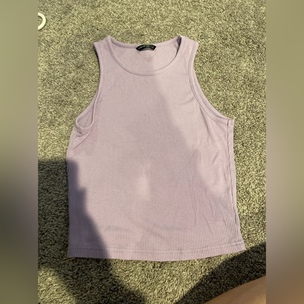 size medium tank